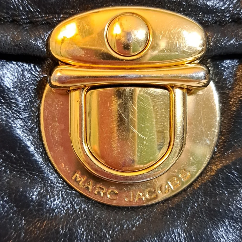 Authentic Marc Jacobs Black Leather Shoulder Bag, EUC!!